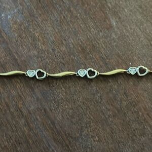 Diamond heart and wavy bracelet